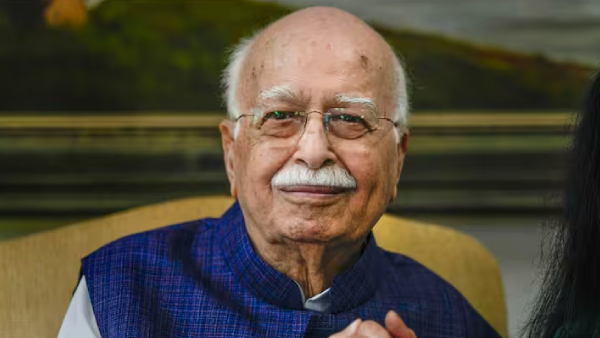 BJP leader and former Deputy PM Advani has been hospitalised at AIIMS
