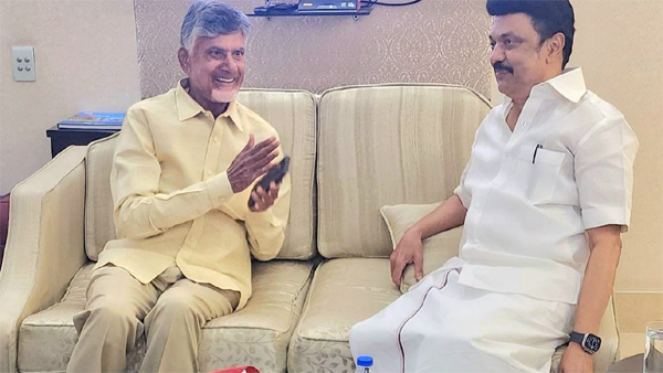 tn-cm-mk-stalin-meets-telugu-desam-party-president-chandrababu-naidu-in-delhi
