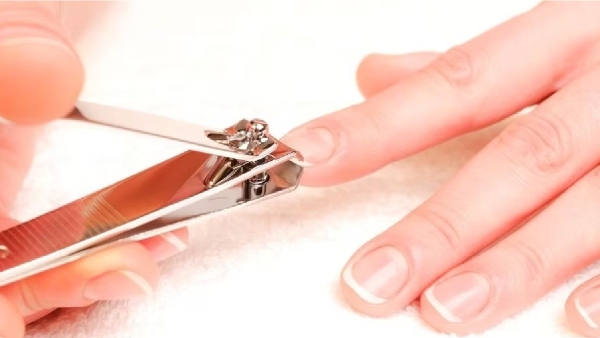 Spirituality Spiritual News cut Nails nail cutting Health Spiritual reasons