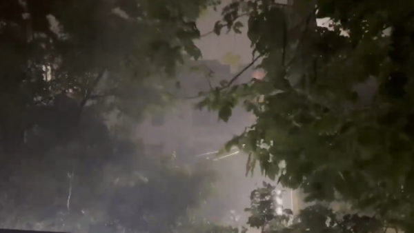 Rain with Thunderstorm lashes many places in Chennai
