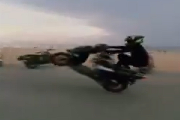 Chennai ECR Bike race East coast road Tamil Nadu Police Chennai ECR Bike race East coast road Tamil Nadu Police