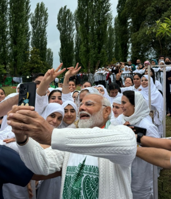 Narendra Modi Narendra Modi