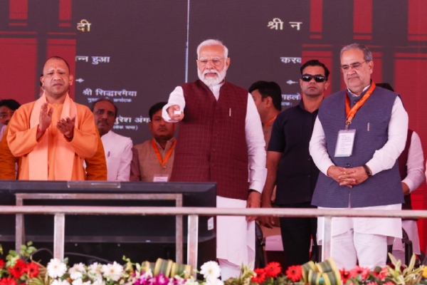 Narendra Modi Delhi Airport Narendra Modi Delhi Airport