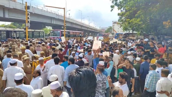 Chennai koyambedu mosque Muslim