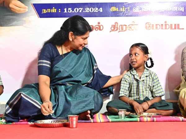 Kanimozhi Mk Stalin Breakfast Scheme