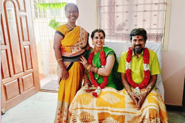 Television Sun TV actress Julie