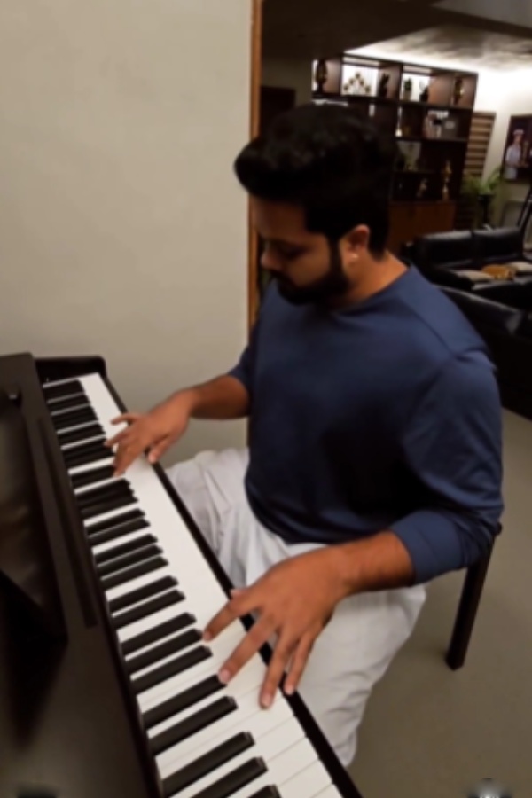 Television Sun TV Alya Manasa