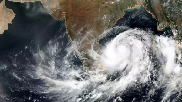 weather heavy rain bay of bengal