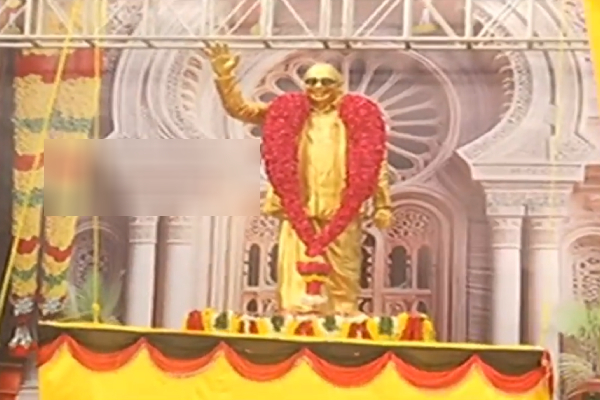 kalaignar karunanidhi mk stalin Karunanidhi Statue