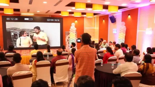 Siragadikka aasai serial