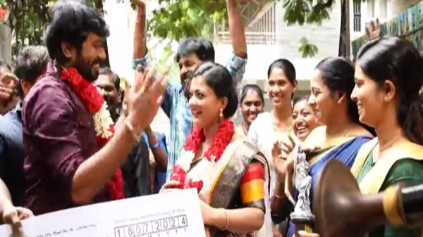 Television Siragadikka aasai serial vijay tv