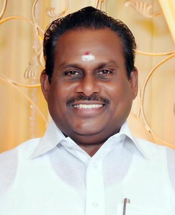 vijay aiadmk politics