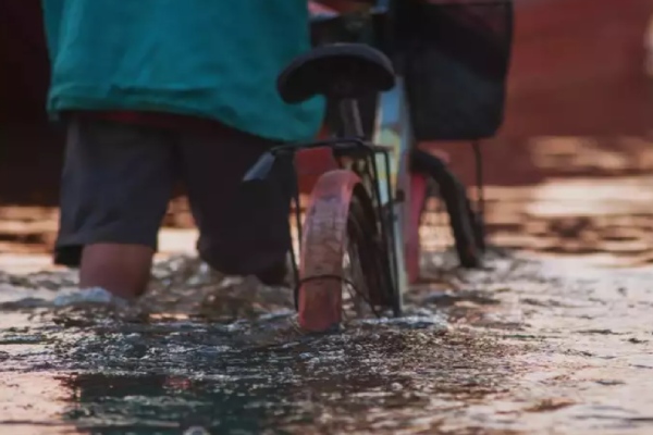 tour travel meghalaya