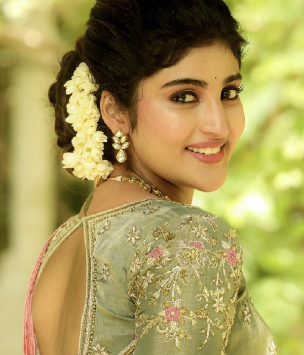 sun tv nimeshika radhakrishnan