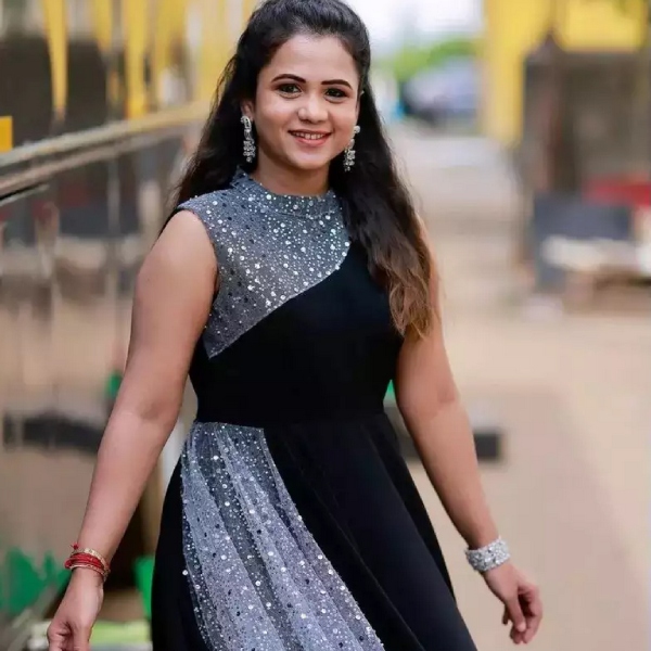 television vijay tv manimegalai