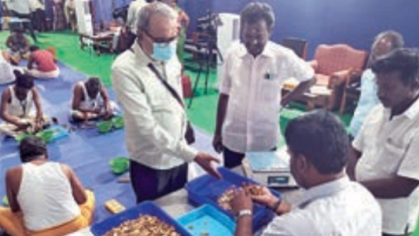 trichy samayapuram mariamman temple gold