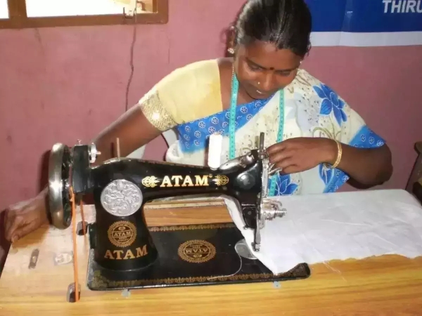 free sewing machine tamil nadu government women