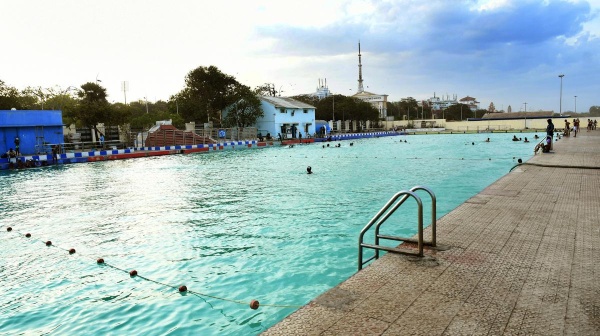 chennai marina beach swimming pool