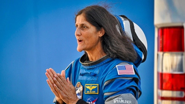 sunita williams nasa starliner