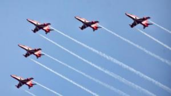 marina beach aerial adventure show