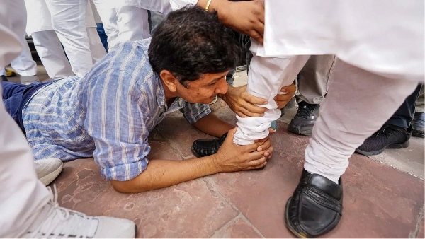 delhi aap bjp delhi aap bjp