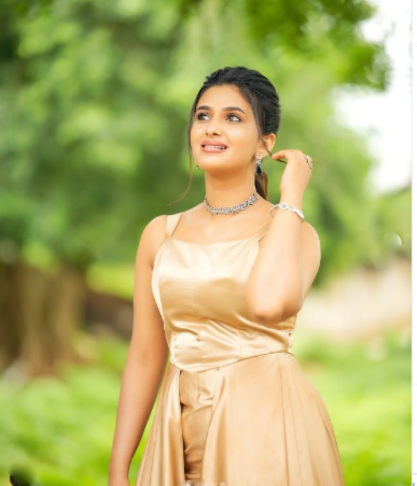 television siragadikka aasai serial vijay tv