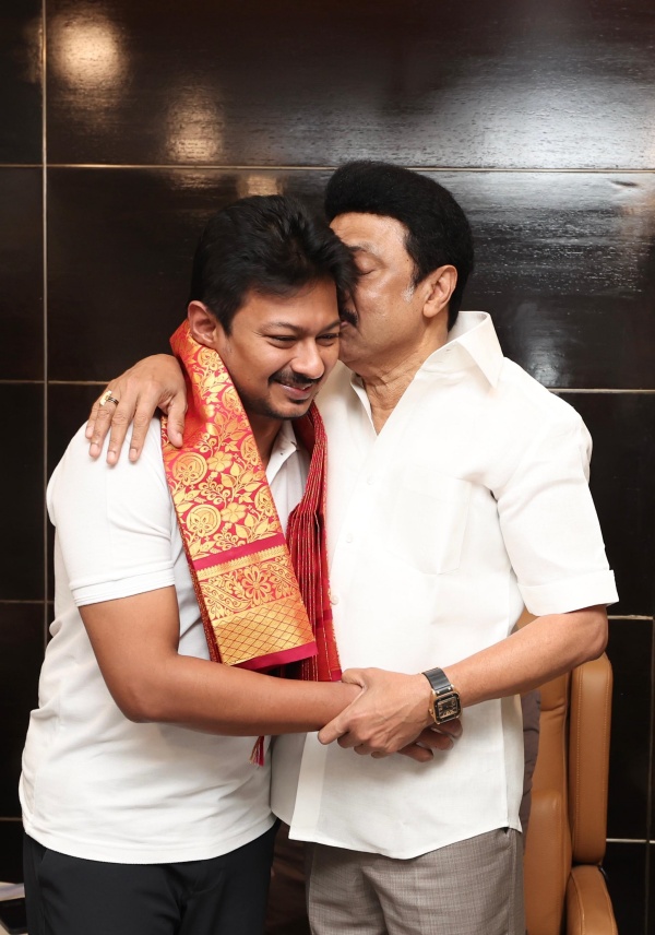 udhayanidhi stalin dmk mk stalin