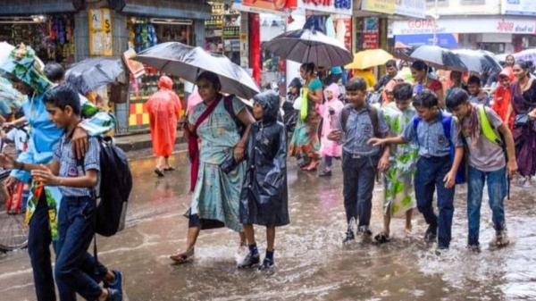 rain cyclone weather report rain