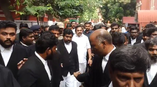 court edappadi palanisamy arappor iyakkam court edappadi palanisamy arappor iyakkam