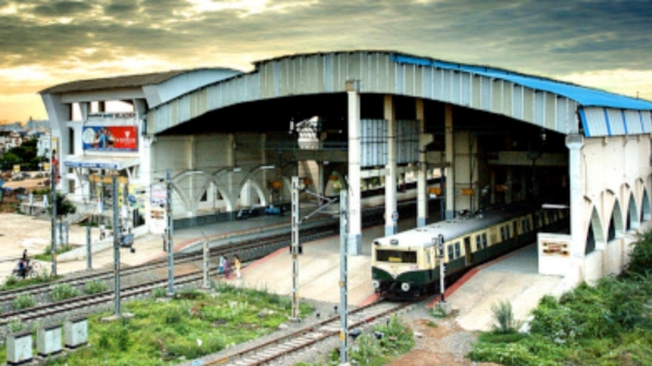 chennai velachery parangimalai train