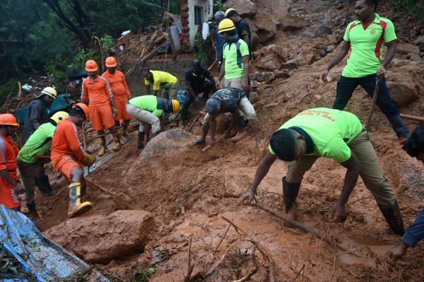 tiruvannamalai landslide edappadi palaniswami