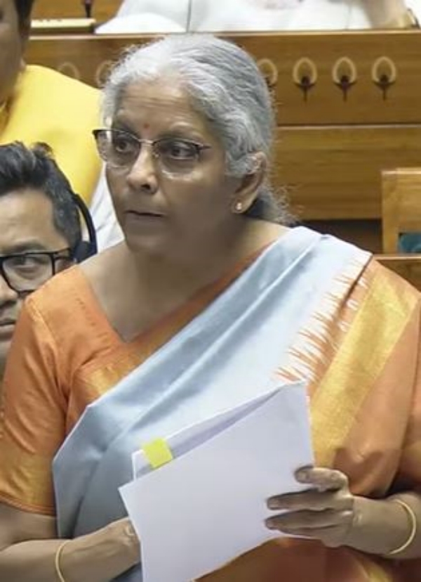 nirmala sitharaman hindi