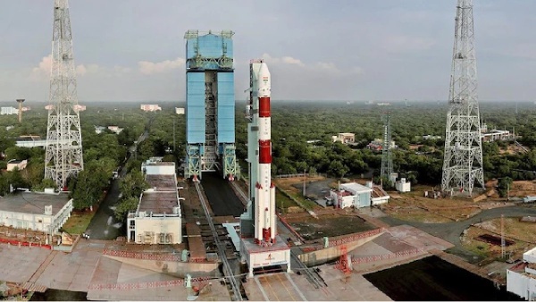 isro rocket satellite