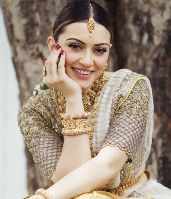 television hansika motwani