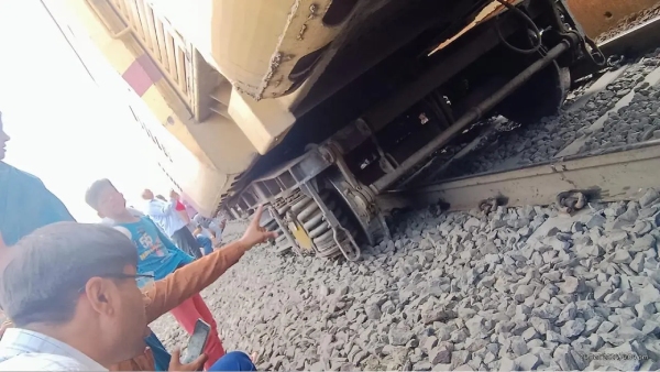 saurashtra express train gujarat indian railways