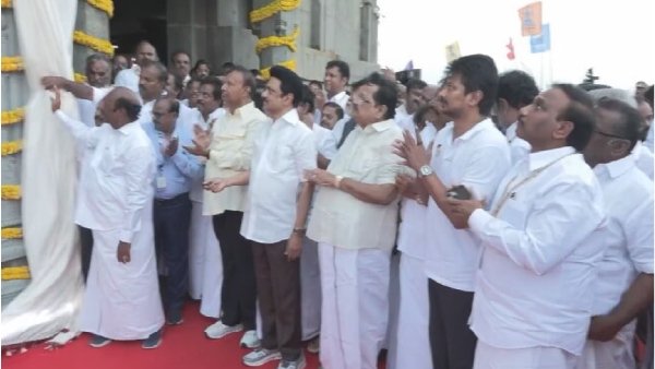 kanniyakumari glass bridge thiruvalluvar statue