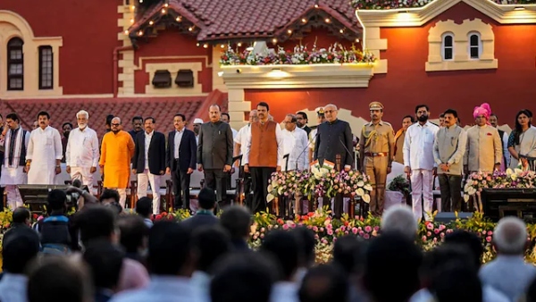 In Maharashtra Cabinet Expansion BJP Gets 19 Berths Allies Get 20