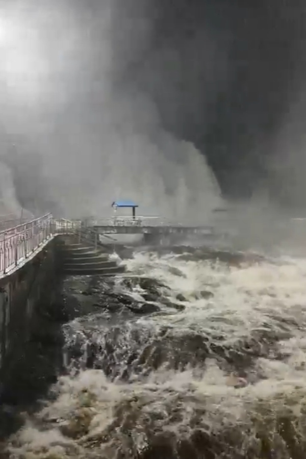 kutralam Falls Floods Heavy Rains Cause Chaos Water Enters Shops