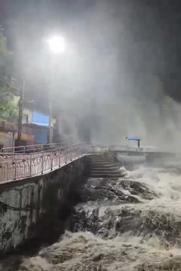 kutralam Falls Floods Heavy Rains Cause Chaos Water Enters Shops