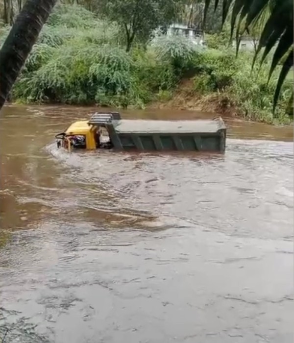 theni rain flood