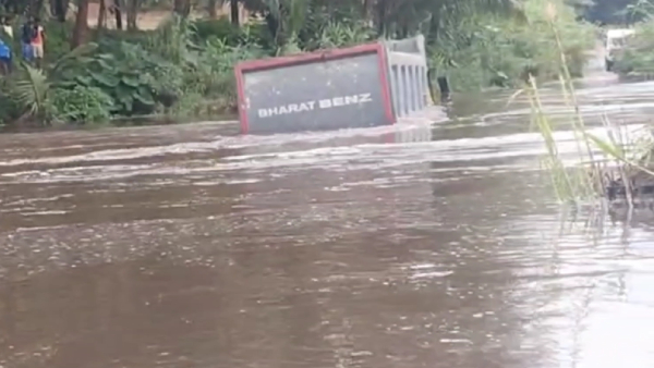 theni rain flood