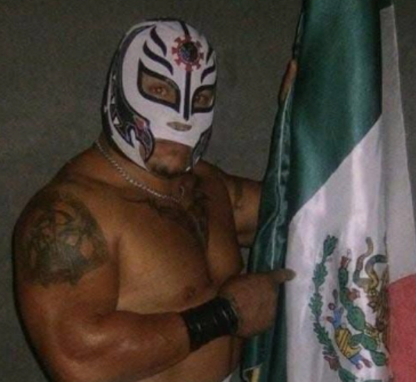 wwe wrestler mysterio sports