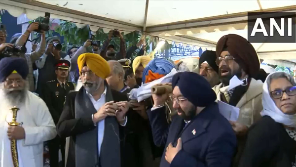 manmohan singh congress politics