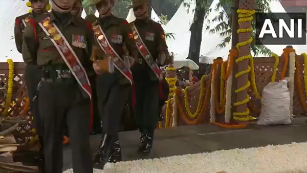 manmohan singh congress politics