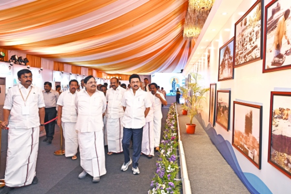 mk stalin kanyakumari thiruvalluvar