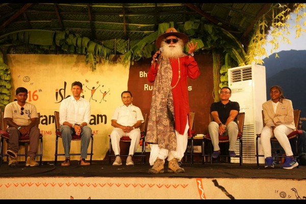 sadhguru coimbatore isha