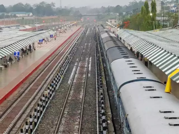 train railway world