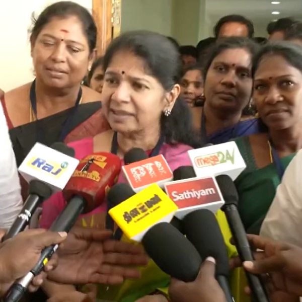 Kanimozhi DMK TVK