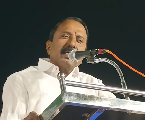 AIADMK Sengottaiyan Edappadi palaniswami