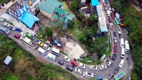 Supreme Court refuses to entertain petition challenging restrictions imposed on tourist vehicles in Ooty-Kodaikanal With this a major change has been confirmed in Ooty and Kodaikanal from April 1st